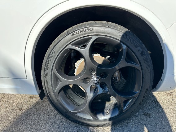 Aperçu de la photo 18 du véhicule ALFA ROMEO STELVIO MY22