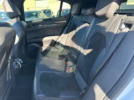 Aperçu de la photo 19 du véhicule ALFA ROMEO STELVIO MY22
