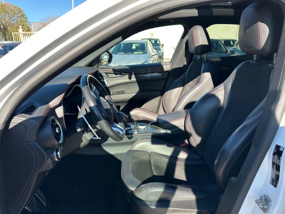 Aperçu de la photo 23 du véhicule ALFA ROMEO STELVIO MY22