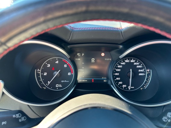 Aperçu de la photo 32 du véhicule ALFA ROMEO STELVIO MY22