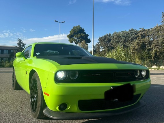 Aperçu de la photo 9 du véhicule DODGE CHALLENGER