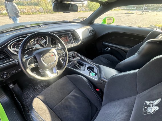 Aperçu de la photo 15 du véhicule DODGE CHALLENGER