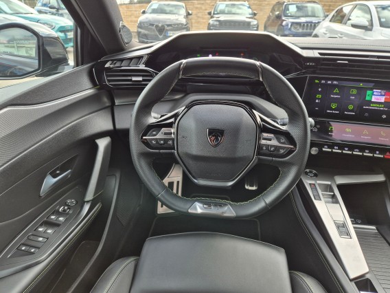 Aperçu de la photo 10 du véhicule PEUGEOT 408