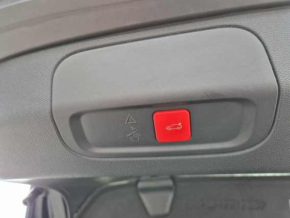 Aperçu de la photo 22 du véhicule PEUGEOT 408