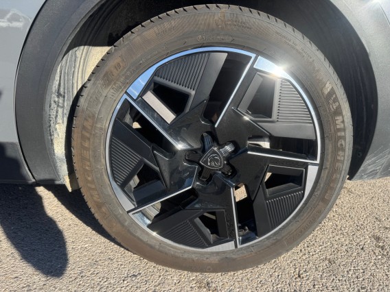 Aperçu de la photo 22 du véhicule PEUGEOT 408