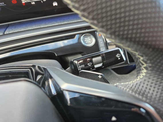 Aperçu de la photo 15 du véhicule PEUGEOT 3008