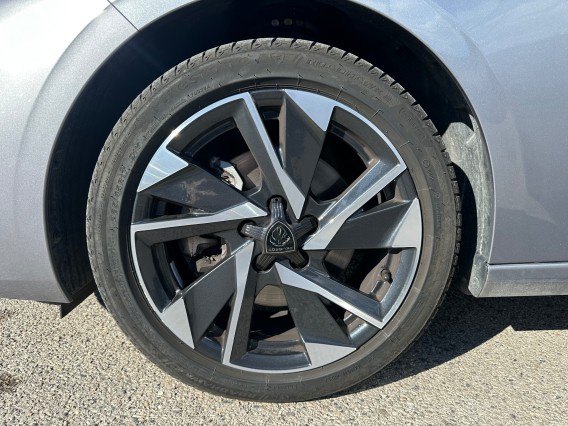 Aperçu de la photo 32 du véhicule PEUGEOT 308