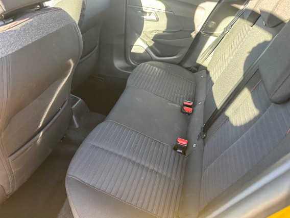 Aperçu de la photo 12 du véhicule PEUGEOT 208