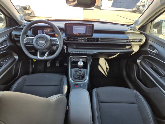 Aperçu de la photo 8 du véhicule JEEP AVENGER