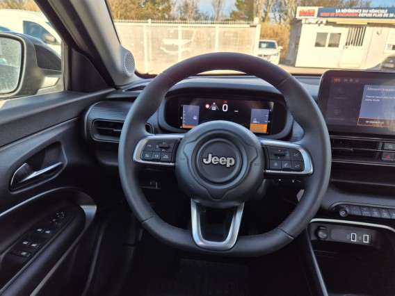 Aperçu de la photo 11 du véhicule JEEP AVENGER