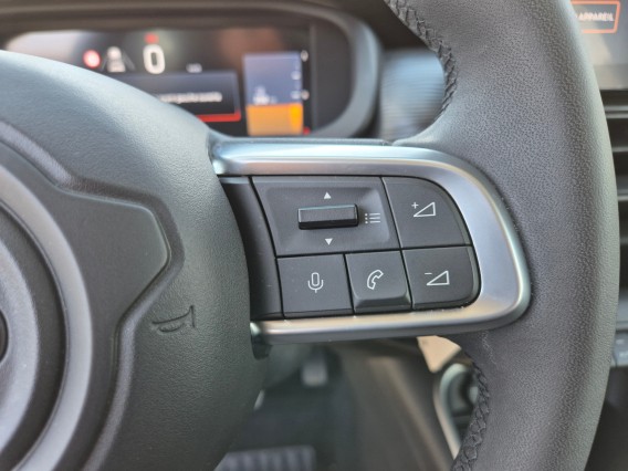 Aperçu de la photo 17 du véhicule JEEP AVENGER