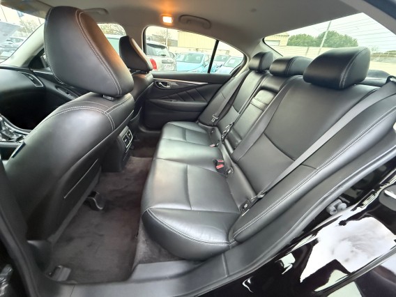 Aperçu de la photo 22 du véhicule INFINITI Q50