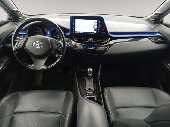 Aperçu de la photo 38 du véhicule TOYOTA C-HR HYBRIDE