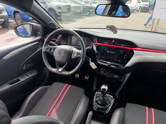 Aperçu de la photo 11 du véhicule OPEL CORSA