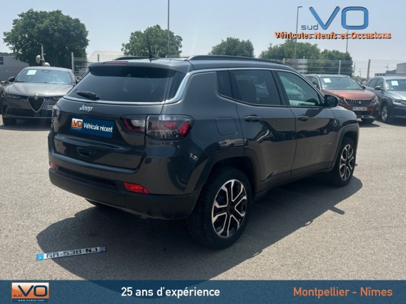 Aperçu de la photo 31 du véhicule JEEP COMPASS