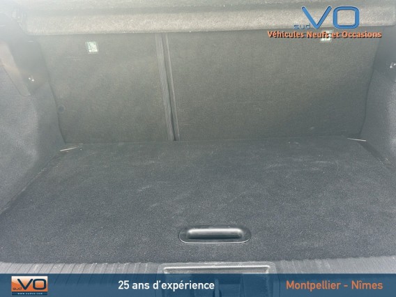 Aperçu de la photo 18 du véhicule RENAULT CAPTUR