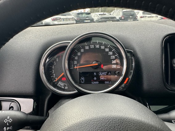 Aperçu de la photo 28 du véhicule MINI COUNTRYMAN F60