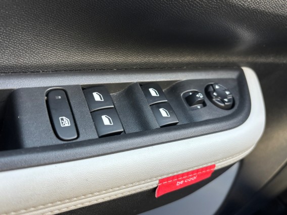 Aperçu de la photo 23 du véhicule CITROEN C3