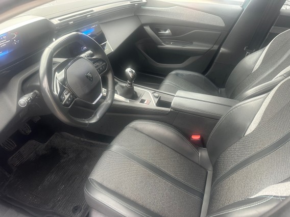 Aperçu de la photo 12 du véhicule PEUGEOT 308 SW