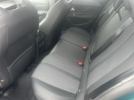 Aperçu de la photo 13 du véhicule PEUGEOT 308 SW