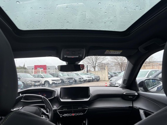 Aperçu de la photo 10 du véhicule PEUGEOT 2008