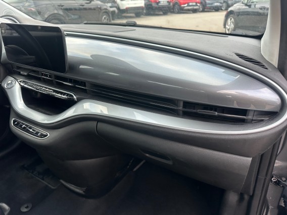 Aperçu de la photo 14 du véhicule FIAT 500e BERLINE MY22 SERIE 1 STEP 2