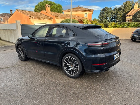 Aperçu de la photo 8 du véhicule PORSCHE CAYENNE COUPE