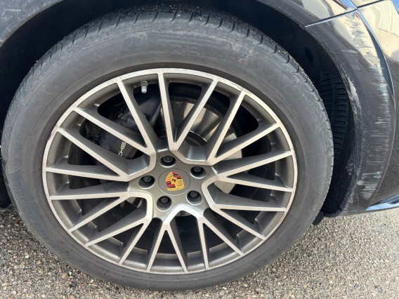 Aperçu de la photo 12 du véhicule PORSCHE CAYENNE COUPE