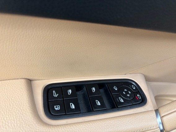 Aperçu de la photo 16 du véhicule PORSCHE CAYENNE COUPE