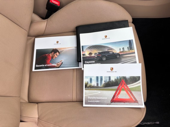 Aperçu de la photo 28 du véhicule PORSCHE CAYENNE COUPE