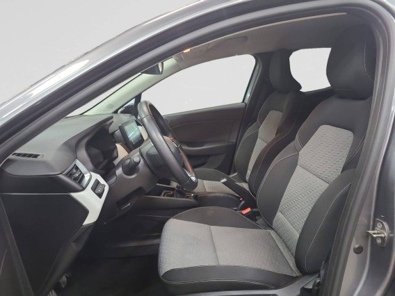 Aperçu de la photo 12 du véhicule RENAULT CLIO V