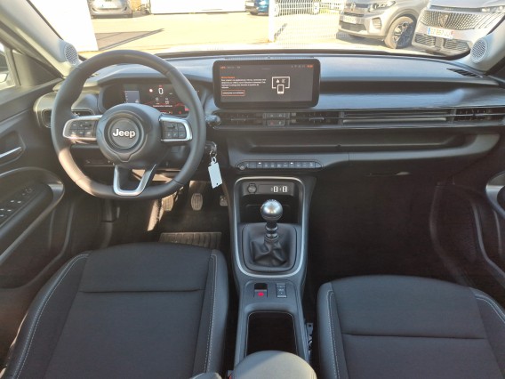 Aperçu de la photo 10 du véhicule JEEP AVENGER