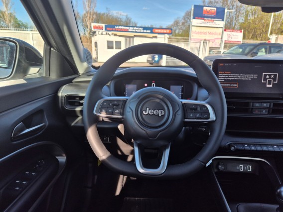 Aperçu de la photo 11 du véhicule JEEP AVENGER