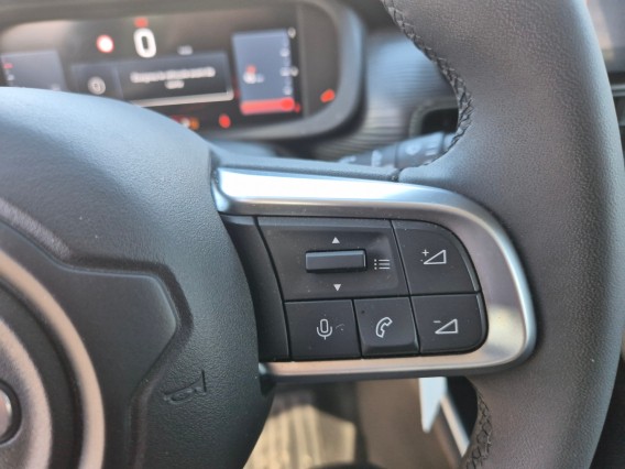 Aperçu de la photo 18 du véhicule JEEP AVENGER