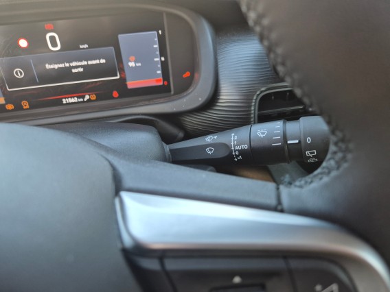 Aperçu de la photo 19 du véhicule JEEP AVENGER