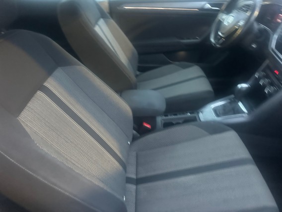 Aperçu de la photo 11 du véhicule VOLKSWAGEN T-ROC CABRIOLET