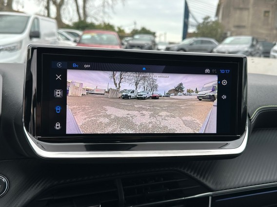 Aperçu de la photo 16 du véhicule PEUGEOT 208