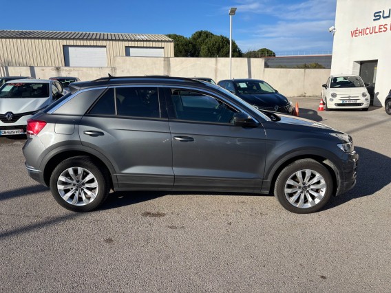 Aperçu de la photo 4 du véhicule VOLKSWAGEN T-ROC