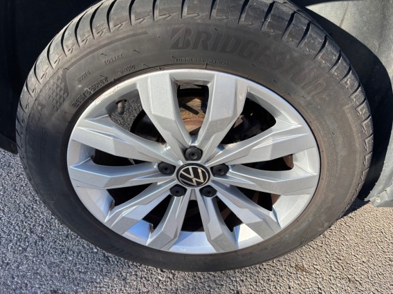 Aperçu de la photo 14 du véhicule VOLKSWAGEN T-ROC