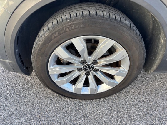 Aperçu de la photo 18 du véhicule VOLKSWAGEN T-ROC