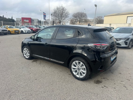 Aperçu de la photo 7 du véhicule RENAULT CLIO V