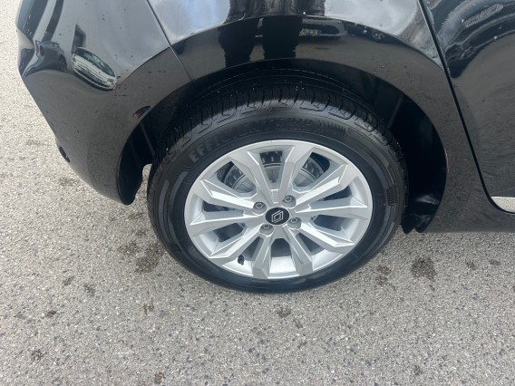 Aperçu de la photo 10 du véhicule RENAULT CLIO V