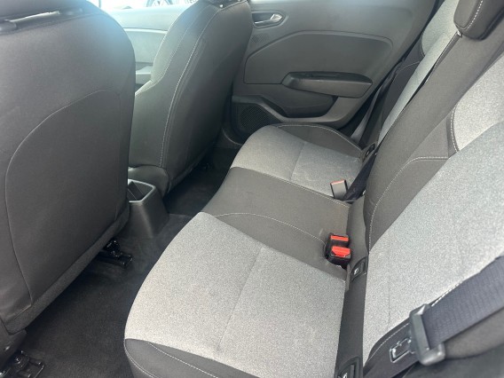 Aperçu de la photo 12 du véhicule RENAULT CLIO V