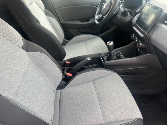 Aperçu de la photo 14 du véhicule RENAULT CLIO V