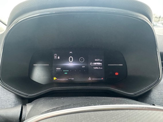 Aperçu de la photo 18 du véhicule RENAULT CLIO V