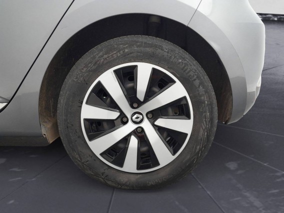 Aperçu de la photo 2 du véhicule RENAULT CLIO V