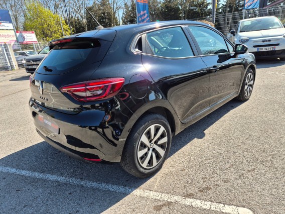 Aperçu de la photo 8 du véhicule RENAULT CLIO V