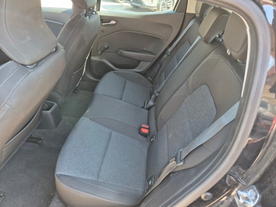 Aperçu de la photo 22 du véhicule RENAULT CLIO V