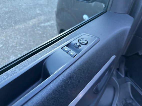 Aperçu de la photo 33 du véhicule PEUGEOT TRAVELLER BUSINESS