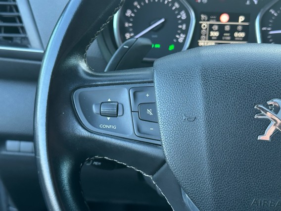 Aperçu de la photo 35 du véhicule PEUGEOT TRAVELLER BUSINESS